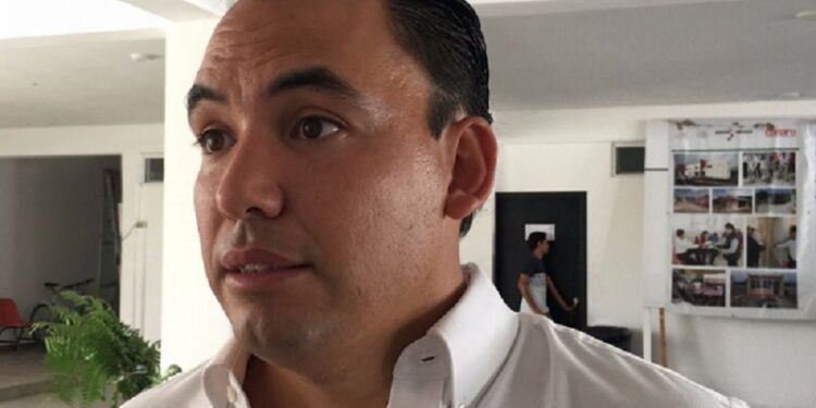 Miguel Cavazos Guerrero renuncia al PRI