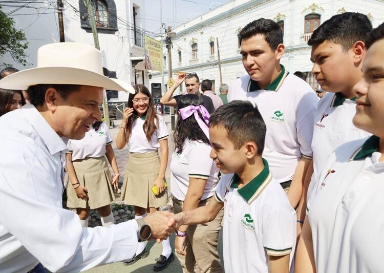Participan sociedad y gobierno en la reforestación de Victoria