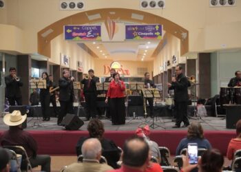 Población celebra Día del Amor y la Amistad con la Centenaria Banda de Música Municipal