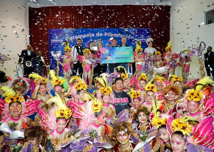 Premia Chucho Nader a los Ganadores del Carnaval Tampico 2024