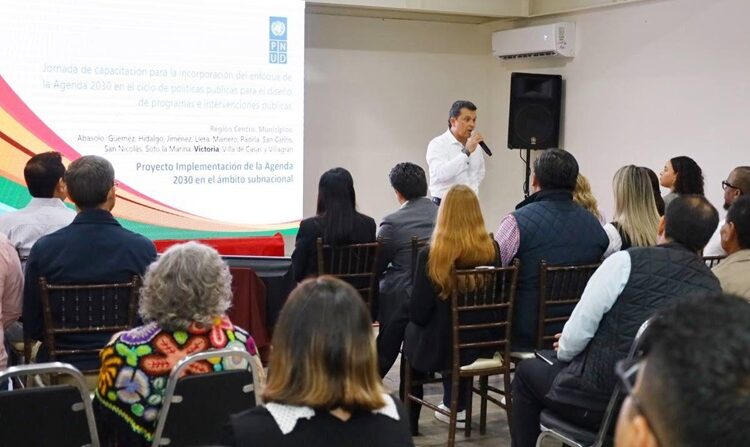 Preside Lalo Gattás jornada de capacitación agenda 2030