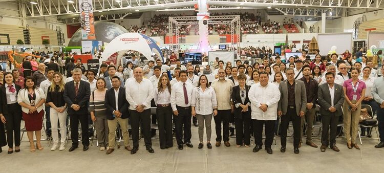 Primer Magno Evento de Ciencia Tecnología e Innovación en UT NLD