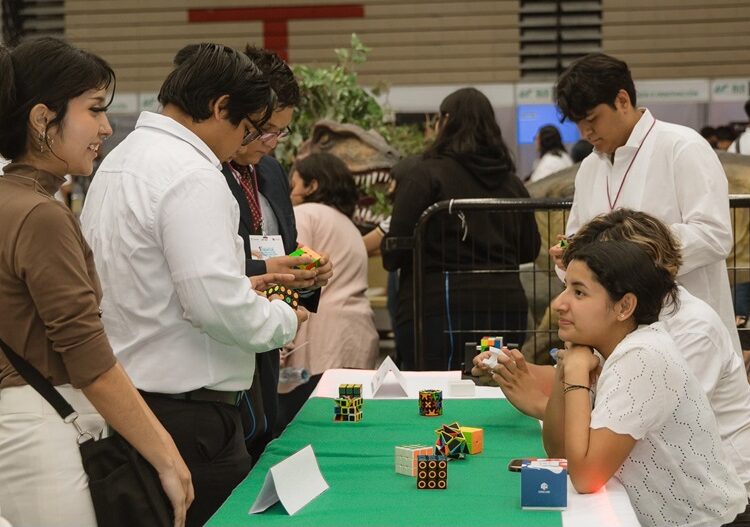 Primer Magno Evento de Ciencia Tecnología e Innovación en UT NLD