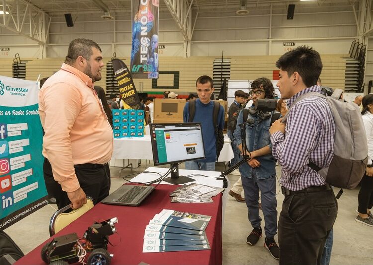Primer Magno Evento de Ciencia Tecnología e Innovación en UT NLD