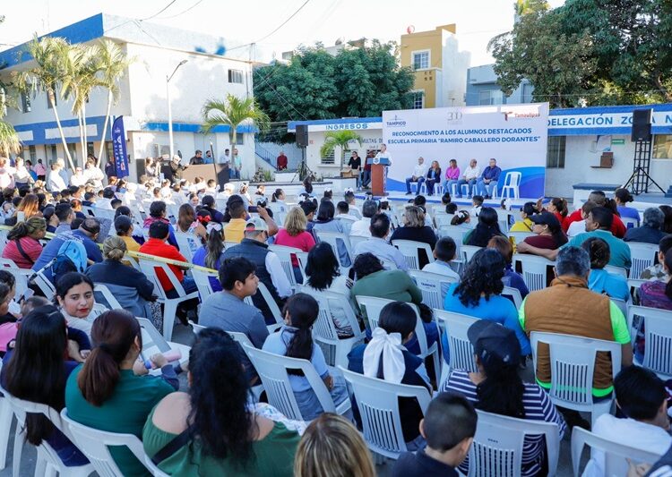 Reconoce Chucho Nader a alumnos triunfadores en Certamen Estatal de Escoltas