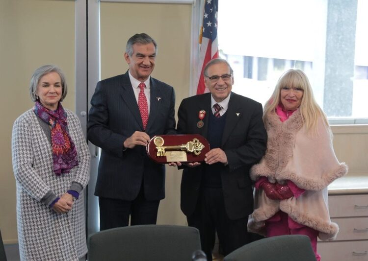 Reconocen liderazgo de Gobernador de Tamaulipas en la ciudad de Laredo, Texas