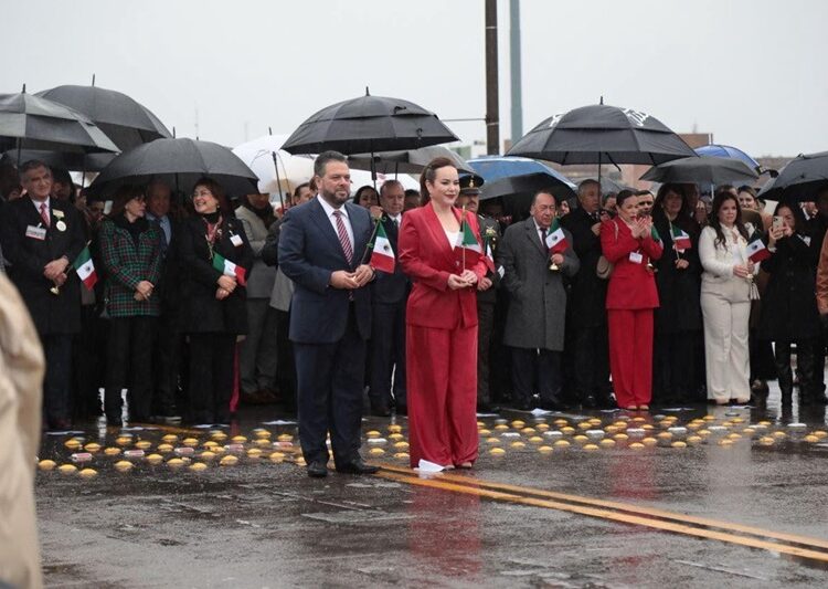 Refrendan autoridades mexicanas y estadounidenses lazos de unión y hermandad con fraternal abrazo