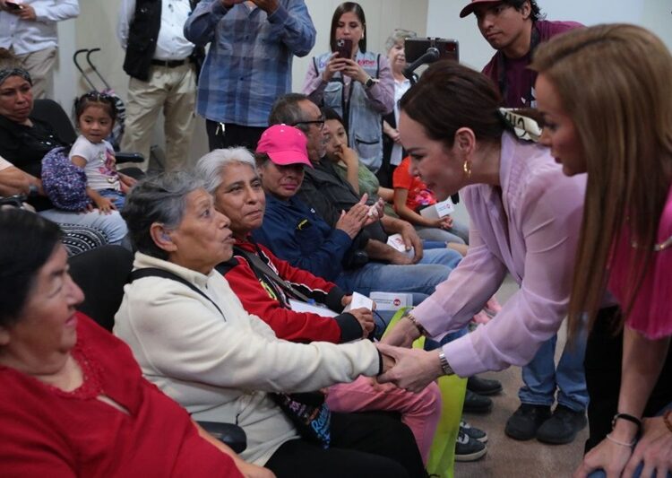 Transforman Gobierno y DIF NLD calidad de vida de ciudadanos con campaña de aparatos auditivos