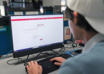 Gobierno de NLD publica lista de beneficiarios para la beca UNE