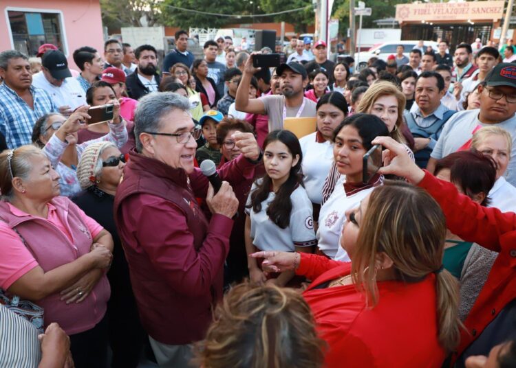 Armando beneficia con pavimentación a escuela en Altamira