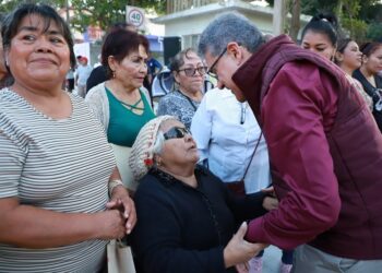 Armando beneficia con pavimentación a escuela en Altamira