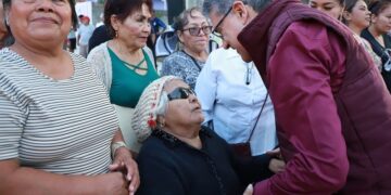 Armando beneficia con pavimentación a escuela en Altamira