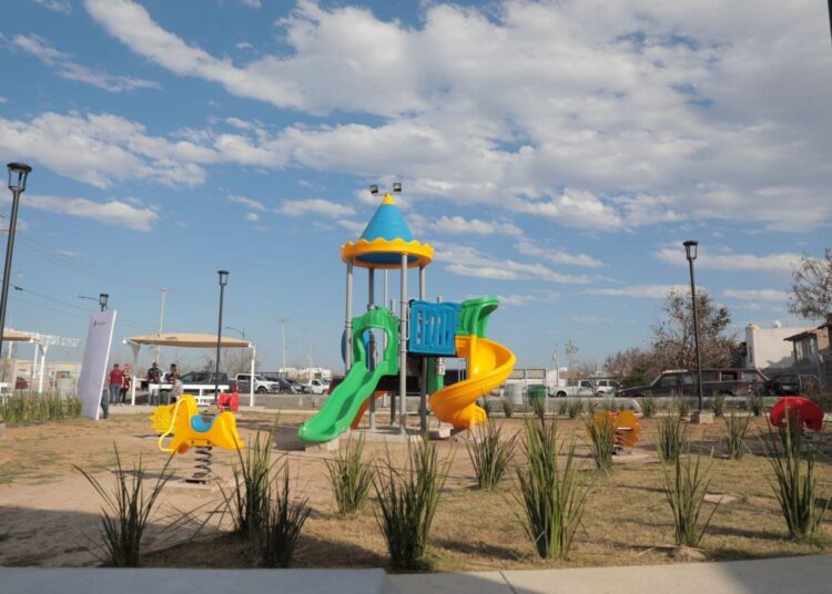 Entrega Carmen Lilia nuevas áreas de recreación en NLD