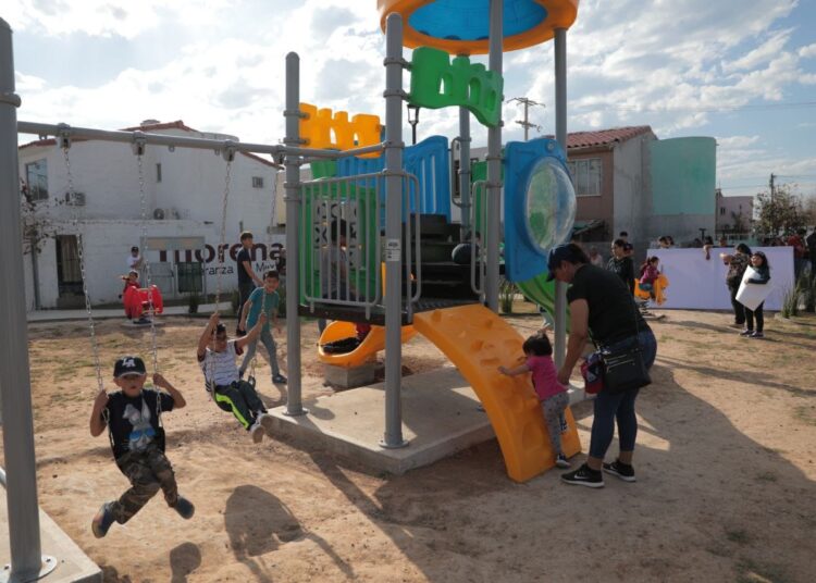 Entrega Carmen Lilia nuevas áreas de recreación en NLD