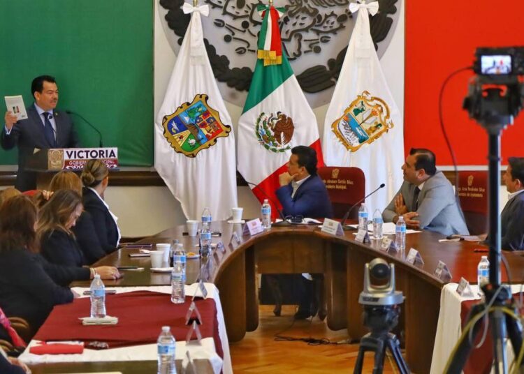Rinde Cabildo de Victoria homenaje a constituyentes tamaulipecos