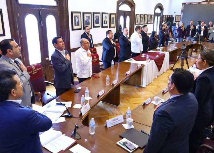 Rinde Cabildo de Victoria homenaje a constituyentes tamaulipecos