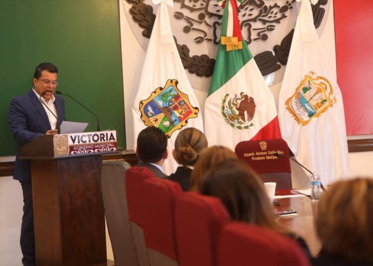 Rinde Cabildo de Victoria homenaje a constituyentes tamaulipecos