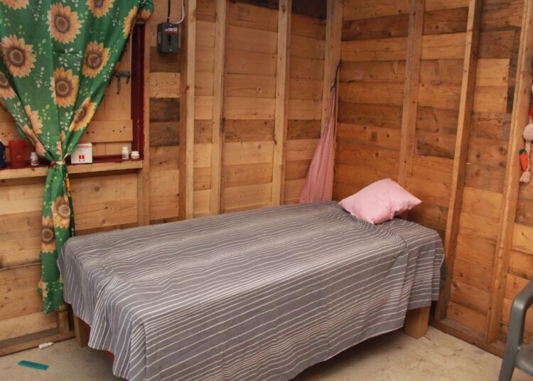 Entrega Rossy, vivienda digna, en el Cues de Orteños en Altamira