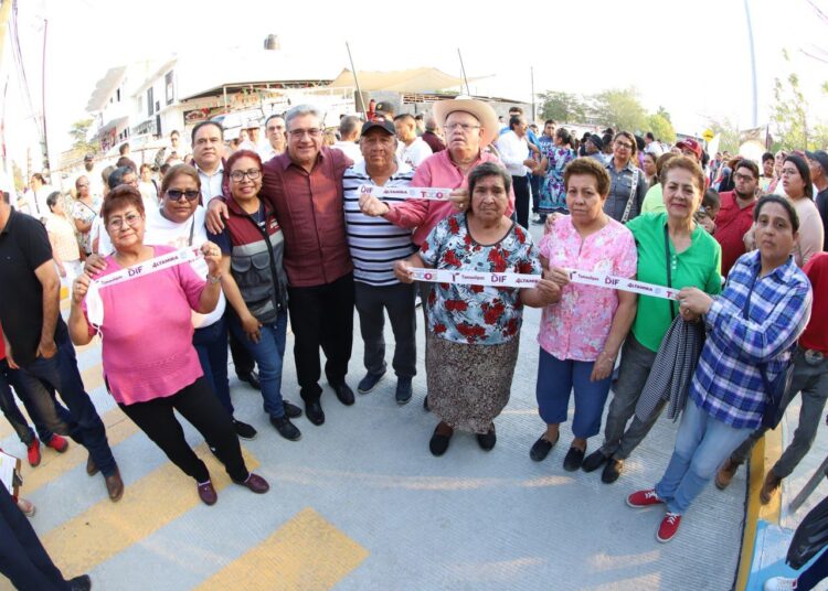 Pavimenta AMM la privada Abasolo en el centro de Altamira