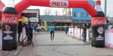 Los Dos Laredos refrendan hermandad con primer Maratón Binacional