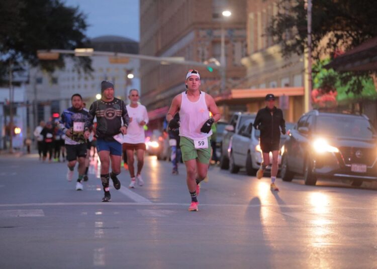 Los Dos Laredos refrendan hermandad con primer Maratón Binacional