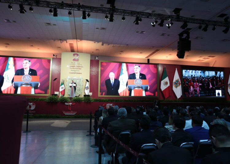 AVA rinde su Segundo Informe de Gobierno