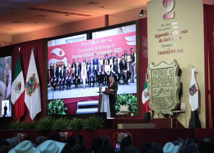 AVA rinde su Segundo Informe de Gobierno