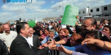 Eugenio Hernández Flores dice si a la candidatura al Senado por el PVEM.