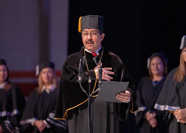 Dámaso Anaya Alvarado jura como Rector de la UAT
