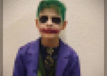 Alumno se disfraza de ‘El Joker’ y ataca con cuchillo a maestro en Veracruz