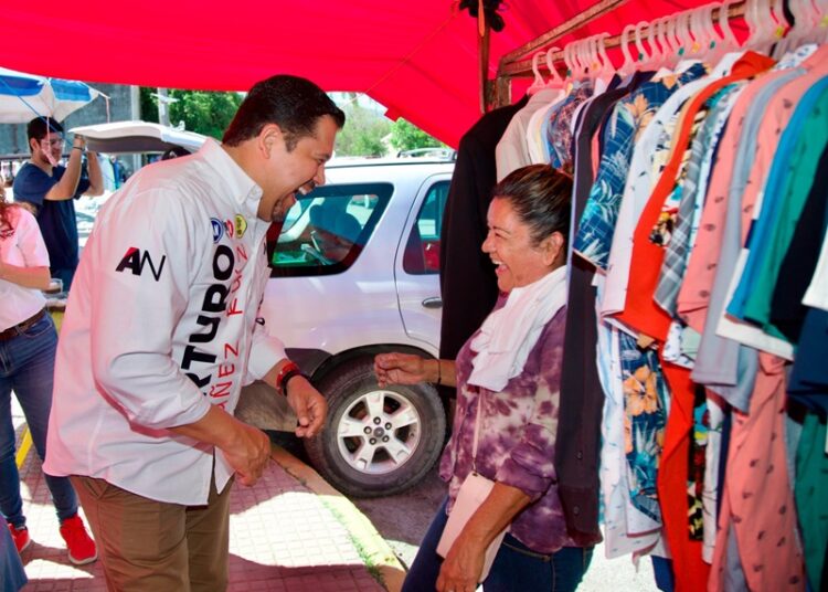 “Atenderé las necesidades del comercio ambulante”: Arturo Núñez Ruiz