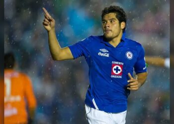 ‘Chuletita’ Orzoco celebra que Cruz Azul debute jóvenes