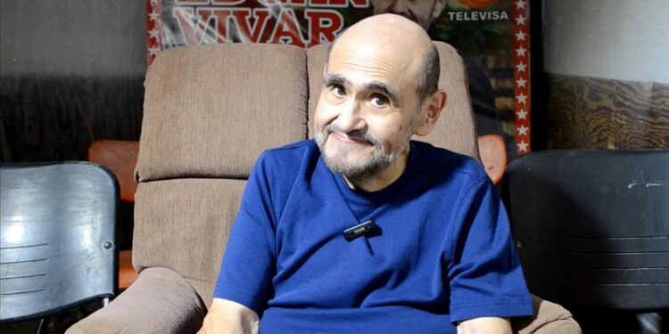 Édgar Vivar pasará 6 meses en cama