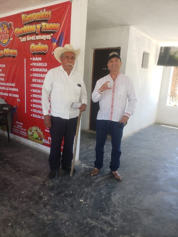 Ex alcaldes y líderes naturales del Altiplano reciben a Chavira