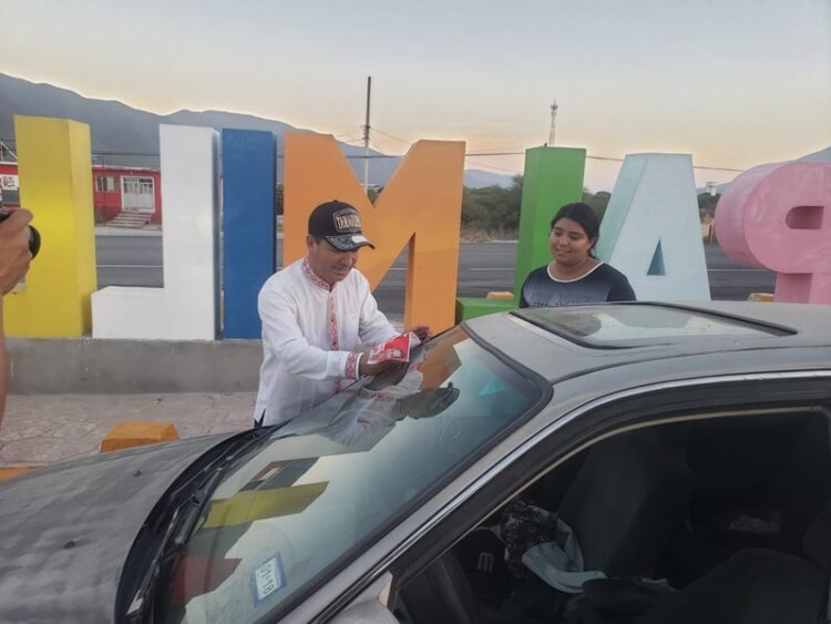 Ex alcaldes y líderes naturales del Altiplano reciben a Chavira