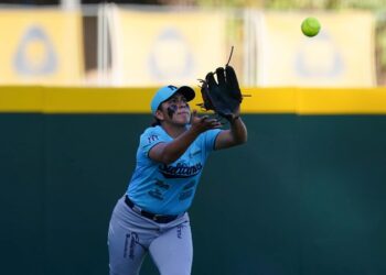 Felicita rector a las softbolistas de la UAT por hacer historia en la LMS