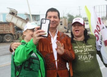 Francisco Chavira y Claudia Sheinbaum, La Esperanza en la Ribereña