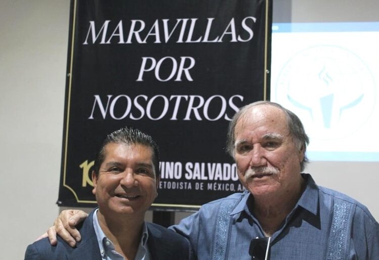 Francisco Chavira se reúne con pastores de Nuevo Laredo