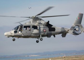 Marina reporta 3 muertos y 2 desaparecidos en accidente de helicóptero tras despegue en Michoacán
