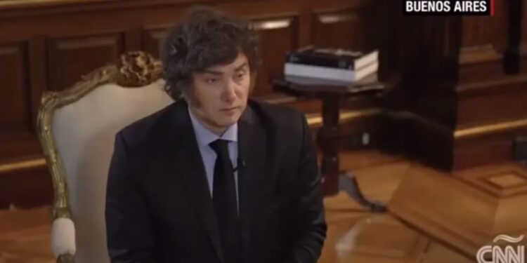 “Que un ignorante como López Obrador hable mal de mí me enaltece”: Milei