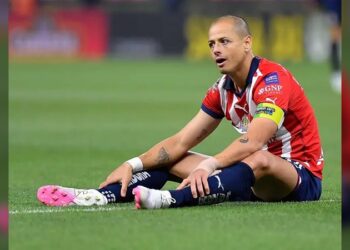 ‘Chicharito’ responde a sus detractores con mensaje de amor