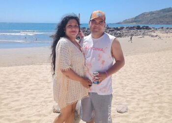 Pareja de NL muere en playa de Mazatlán; habían cumplido 1 año de casados