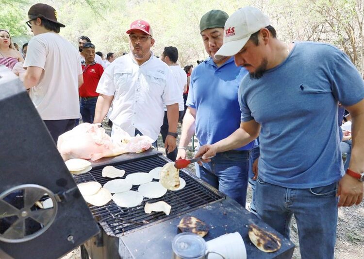 La Semana Santa estuvo en Los Troncones