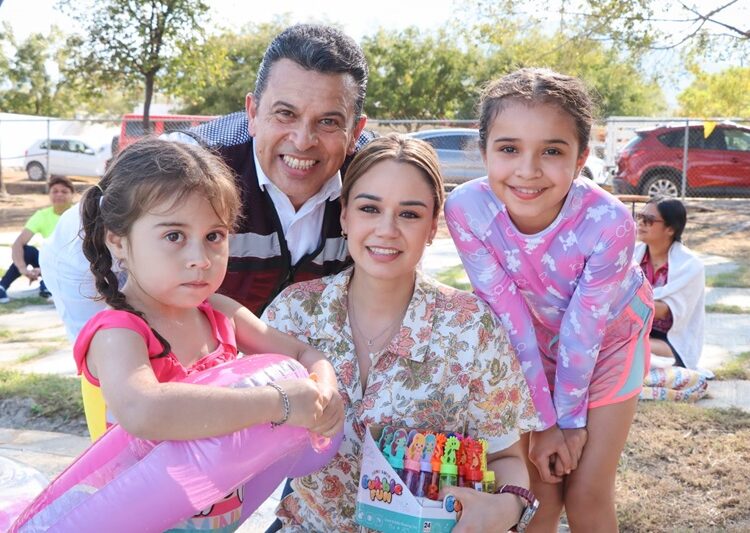 Lalo y Lucy visitan el mercado artesanal de Altas Cumbres