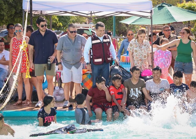 Lalo y Lucy visitan el mercado artesanal de Altas Cumbres