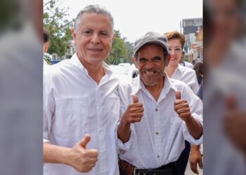 Mejores refinerías y certeza laboral a petroleros, propone Chucho Nader