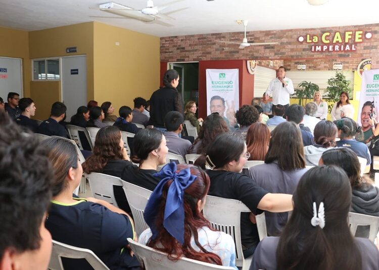 Quiero ser Senador porque amo a Tamaulipas, dice Eugenio Hernández a universitarios