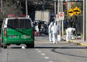 Detienen a 5 personas por robo de camión repartidor de cigarrillos en Chile