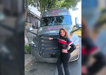 Declaran culpable al padre del joven que mató a 4 estudiantes en Michigan