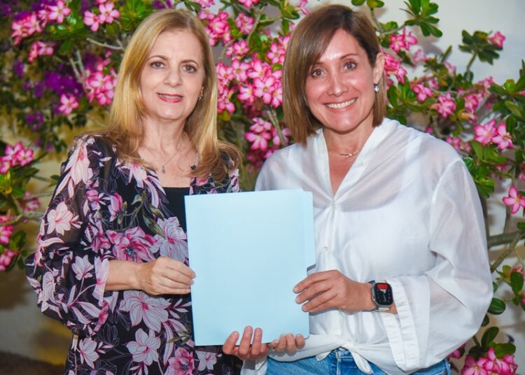 Se Registra Rosa González Azcárraga a la Alcaldía de Tampico ante el IETAM